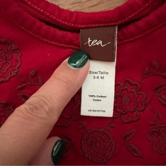 Tea Collection Red Rose Floral Romper, Size 3-6 Months - Picture 4 of 7